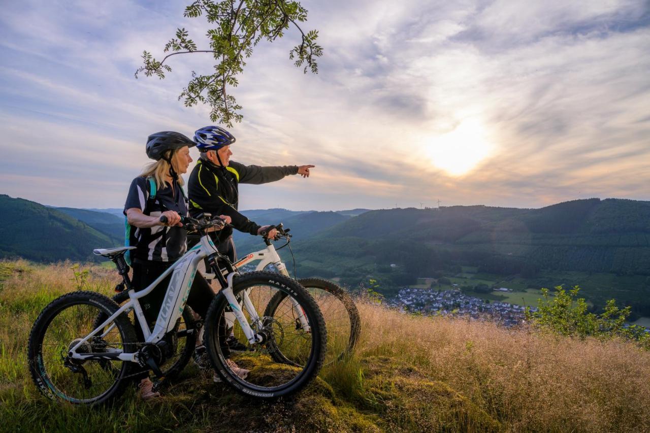 Hotel Tiefenhagen Sauerland Lennestadt Bagian luar foto