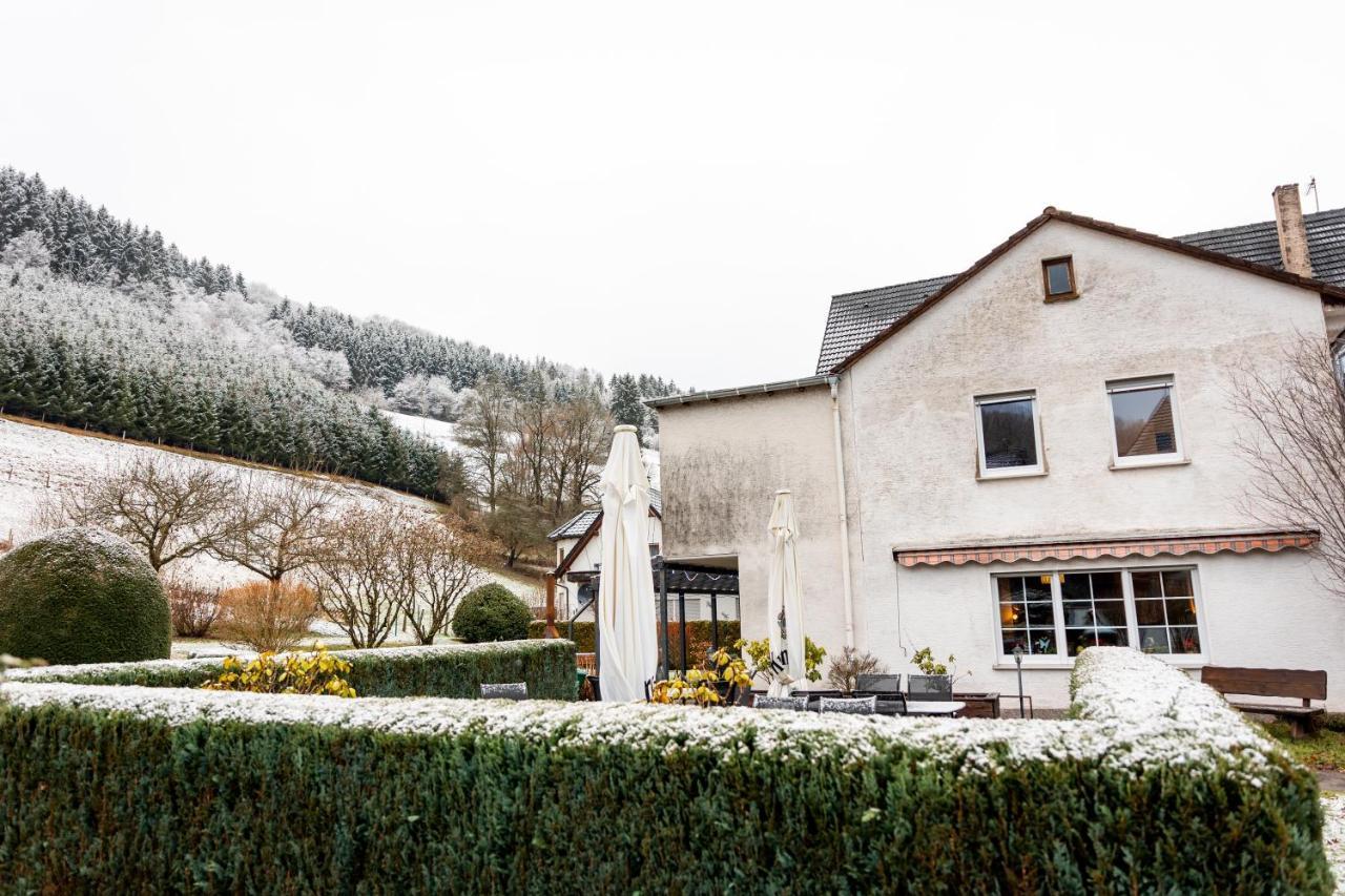 Hotel Tiefenhagen Sauerland Lennestadt Bagian luar foto